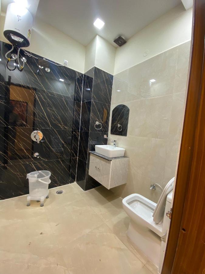 Hotel Woodlark Zirakpur - A Peaceful Stay 외부 사진